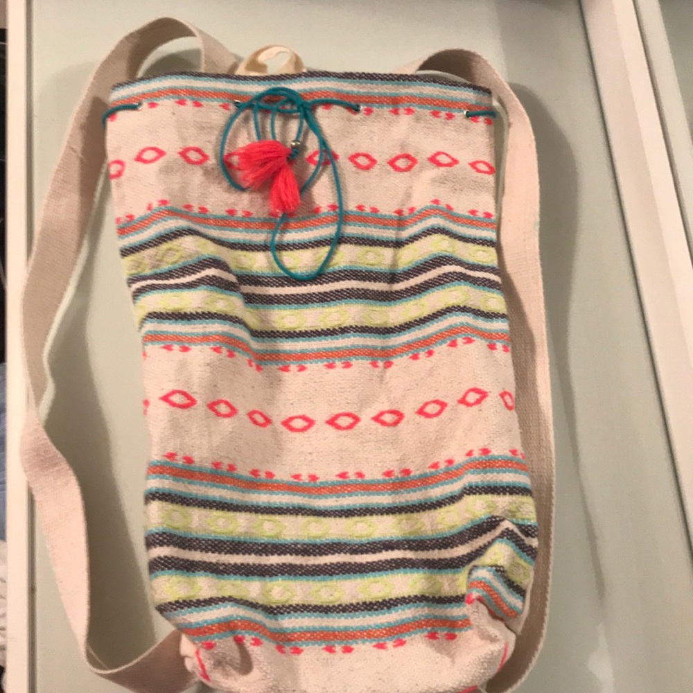 🌸🍀Cinch backpack never used